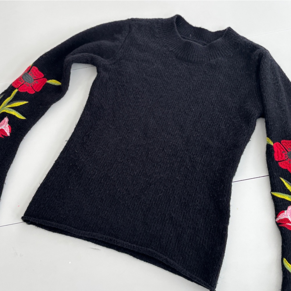 Romeo & Juliet Couture Black Sweater with Floral Embroidery